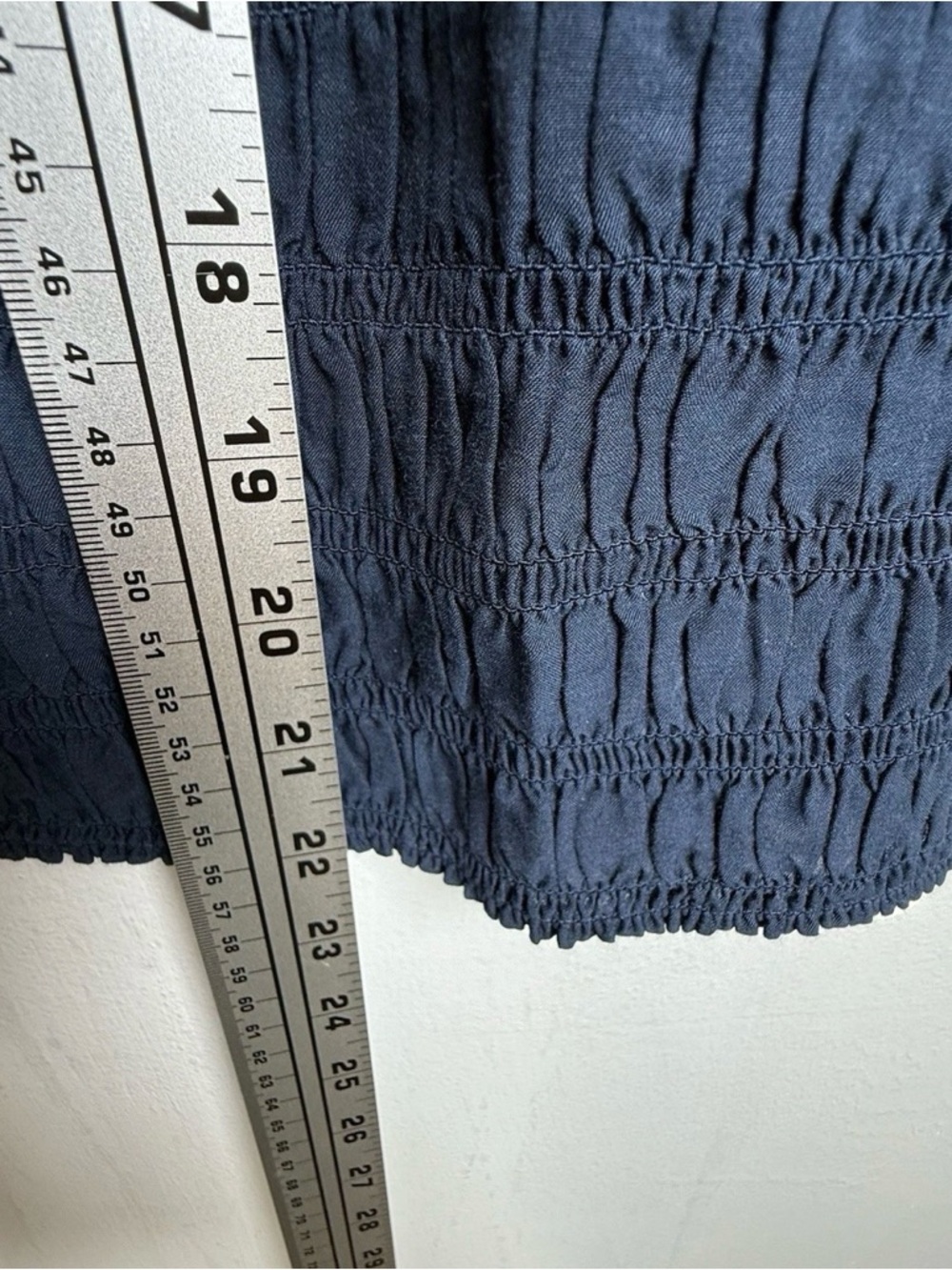 J.CREW Navy Smocked button-up shirt in cotton-blend voile Size L New - Picture 6 of 7